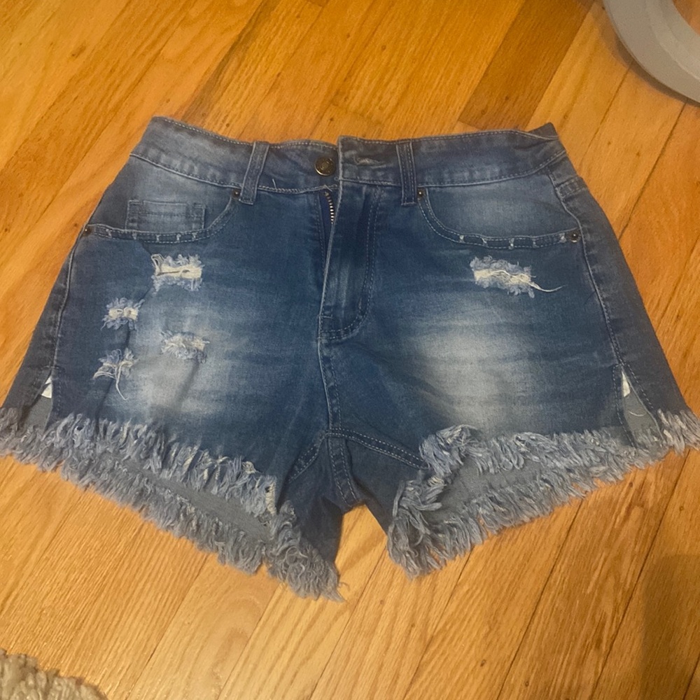 Jean shorts•